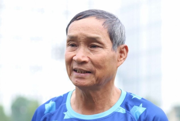 hlv-mai-duc-chung-tuc-gian-khi-bi-noi-qua-cau-toan-tai-dt-nu-viet-nam